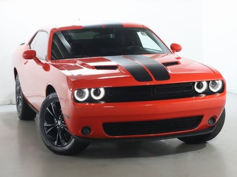Used 2023 Dodge Challenger SXT w/ Blacktop Package image 2