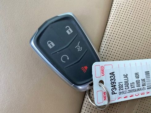 Used 2021 Cadillac XT5 Premium Luxury w/ Platinum Package image 26