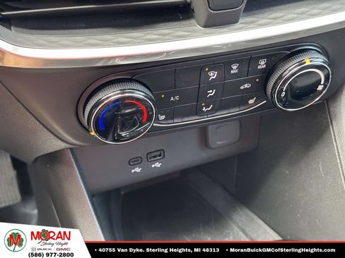 Certified 2024 Buick Encore GX Preferred w/ Comfort Package FWD image 26