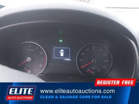 Used 2017 Kia Sportage EX w/ EX Technology Package image 13