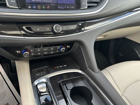 Used 2024 Buick Enclave Premium w/ Experience Buick Package image 20