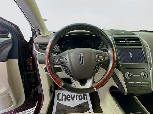 Used 2019 Lincoln MKC Reserve w/ MKC Climate Package AWD/4WD image 11