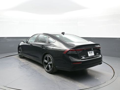 Used 2023 Honda Accord Sport image 8