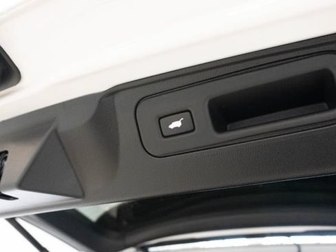 Used 2025 Honda Passport TrailSport image 14