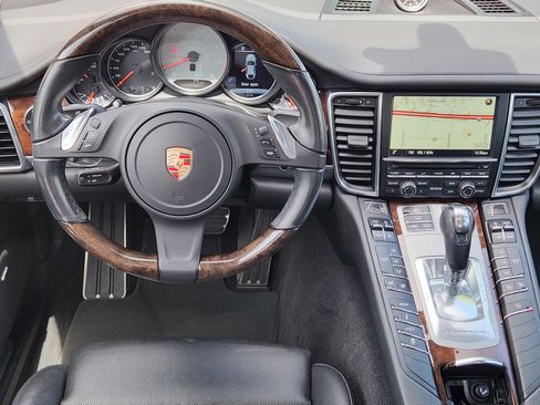 Used 2015 Porsche Panamera S RWD image 20