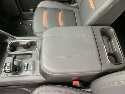 Used 2023 GMC Sierra 1500 AT4 w/ AT4 Premium Package AWD/4WD image 49