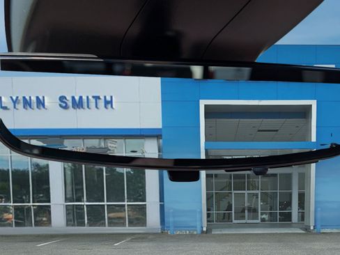 Used 2025 GMC Sierra 2500 Denali w/ Technology Package image 23