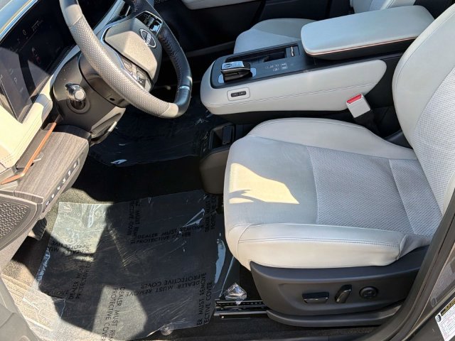 Certified 2024 Nissan Ariya FWD image 19