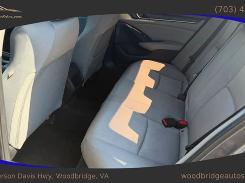 Used 2019 Honda Accord LX image 10