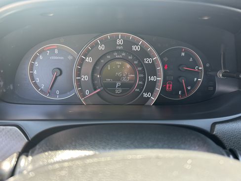 Used 2016 Honda Accord Sport image 9