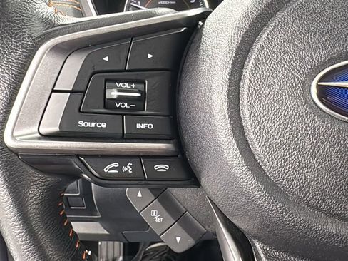 Used 2023 Subaru Crosstrek 2.5i Limited w/ Moonroof Package image 21