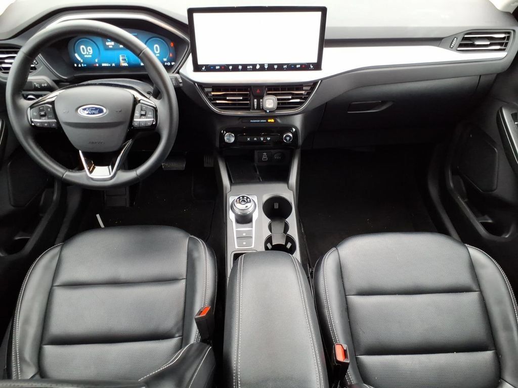 Used 2025 Ford Escape Platinum AWD/4WD image 11