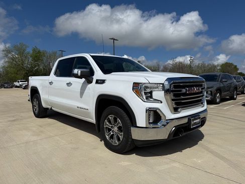 Used 2021 GMC Sierra 1500 SLT image 3