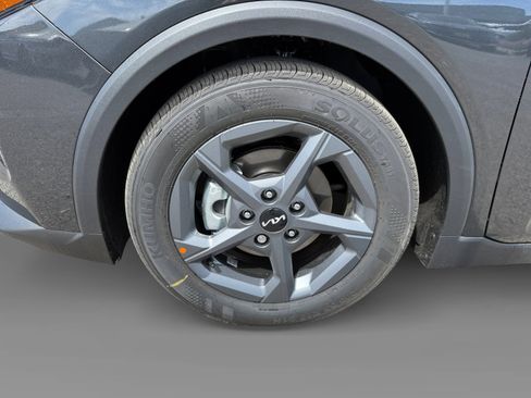 New 2026 Kia K4 LXS image 9