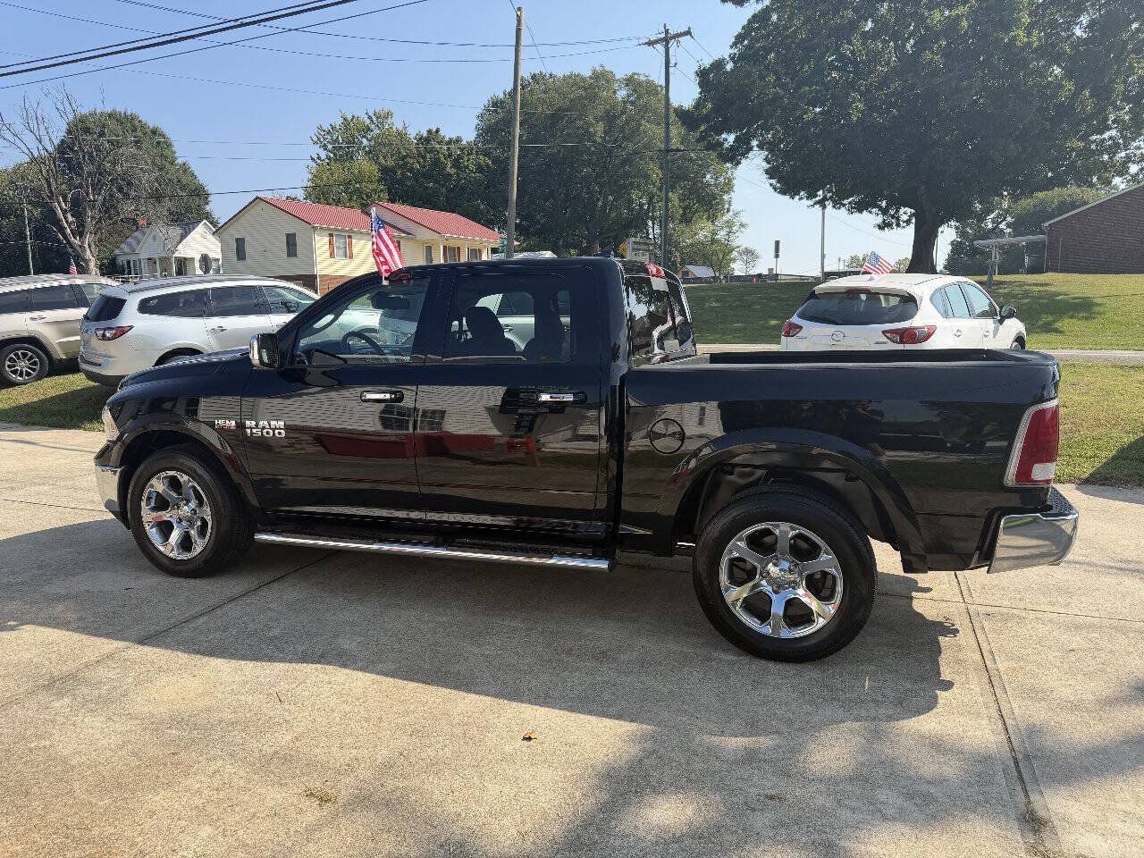 Used 2013 RAM 1500 Laramie w/ Convenience Group AWD/4WD image 5