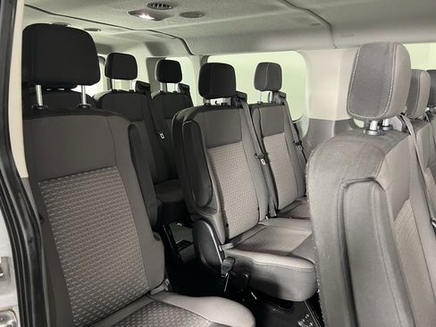 Used 2023 Ford Transit 350 XLT image 27
