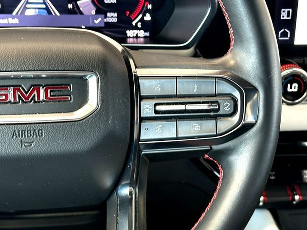 Used 2024 GMC Canyon AT4X AWD/4WD image 24
