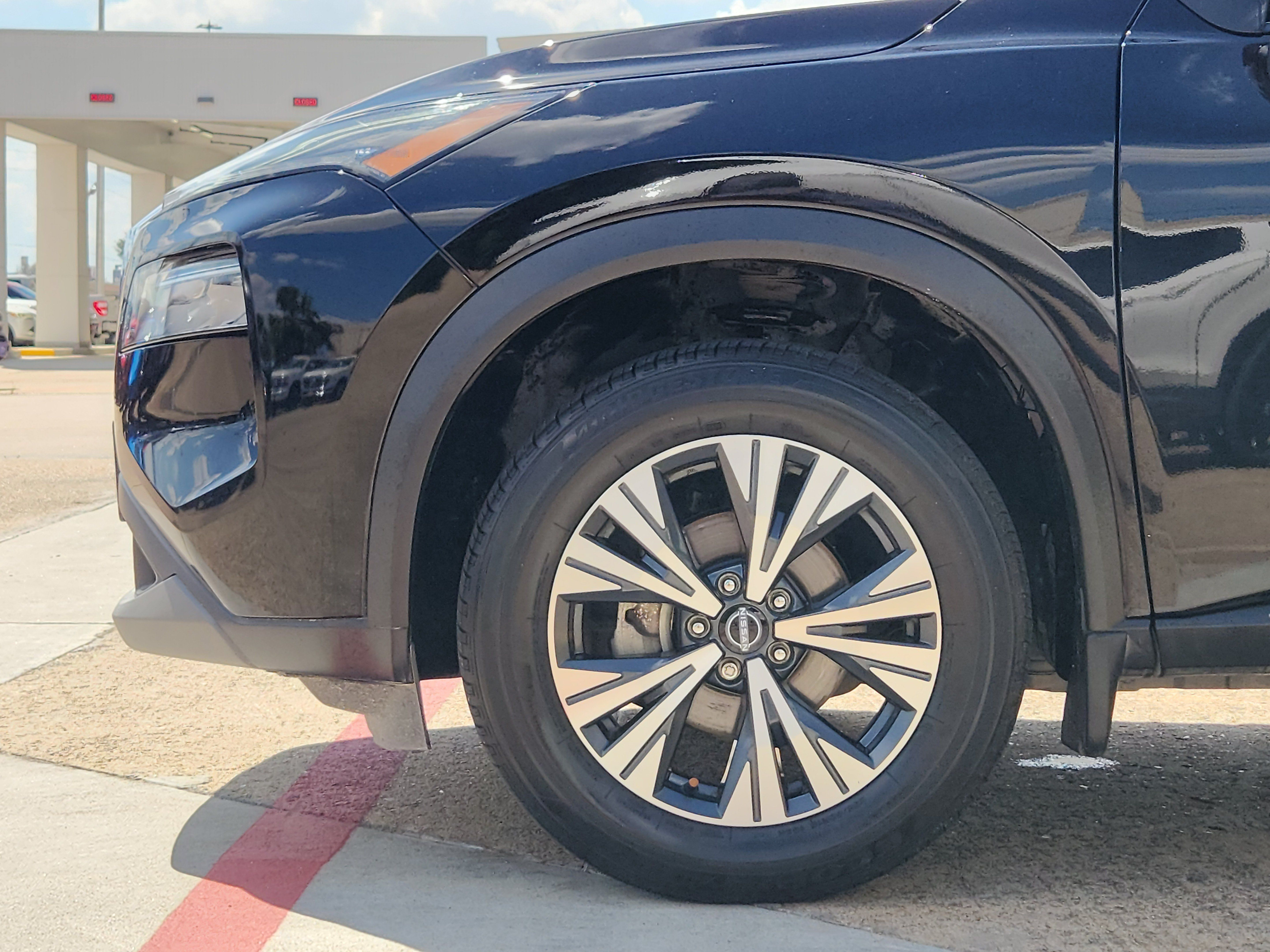 Used 2023 Nissan Rogue SV w/ SV Premium B Package AWD/4WD image 5