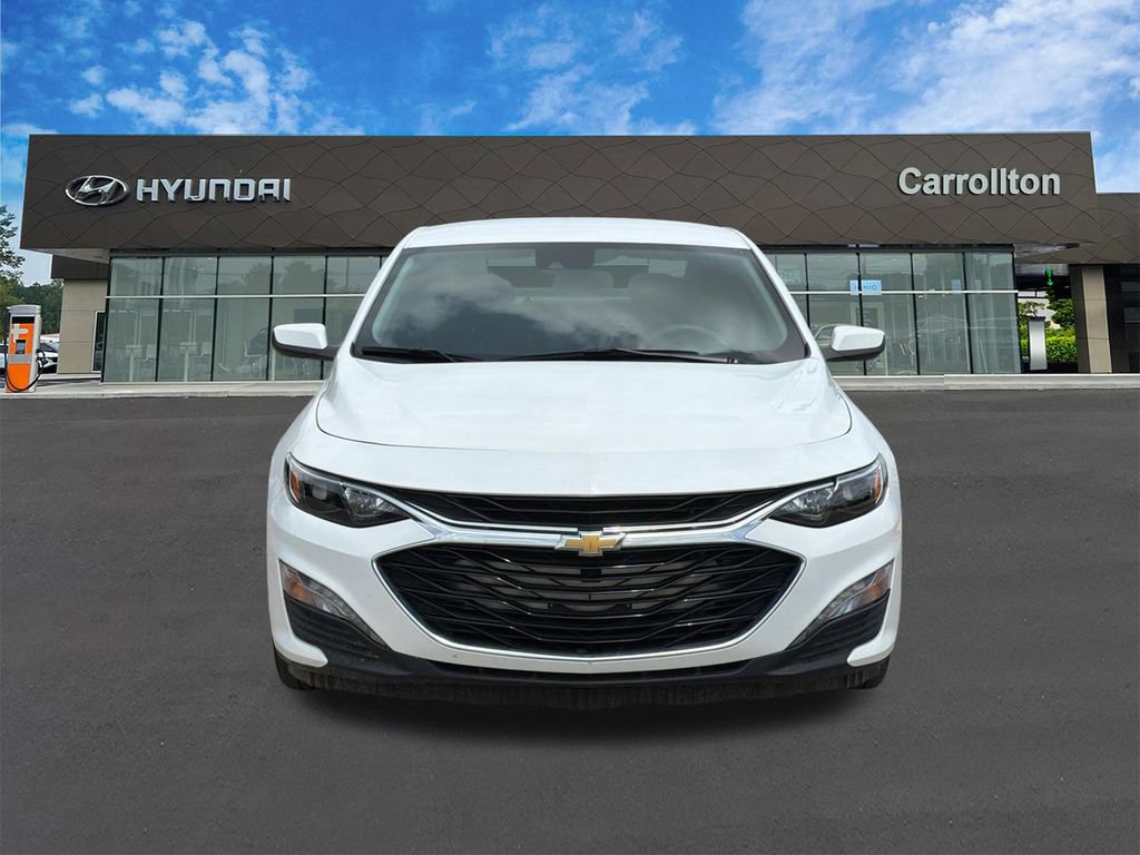 Used 2024 Chevrolet Malibu LT FWD image 2