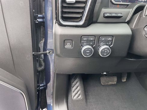 Used 2022 GMC Sierra 1500 Denali w/ Denali Reserve Package image 31