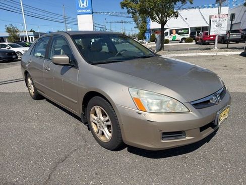 Used 2007 Honda Accord EX image 2