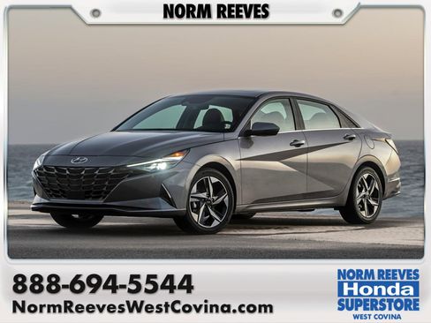 Used 2023 Hyundai Elantra Blue image 1