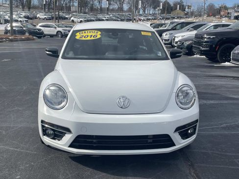 Used 2016 Volkswagen Beetle R-Line image 2