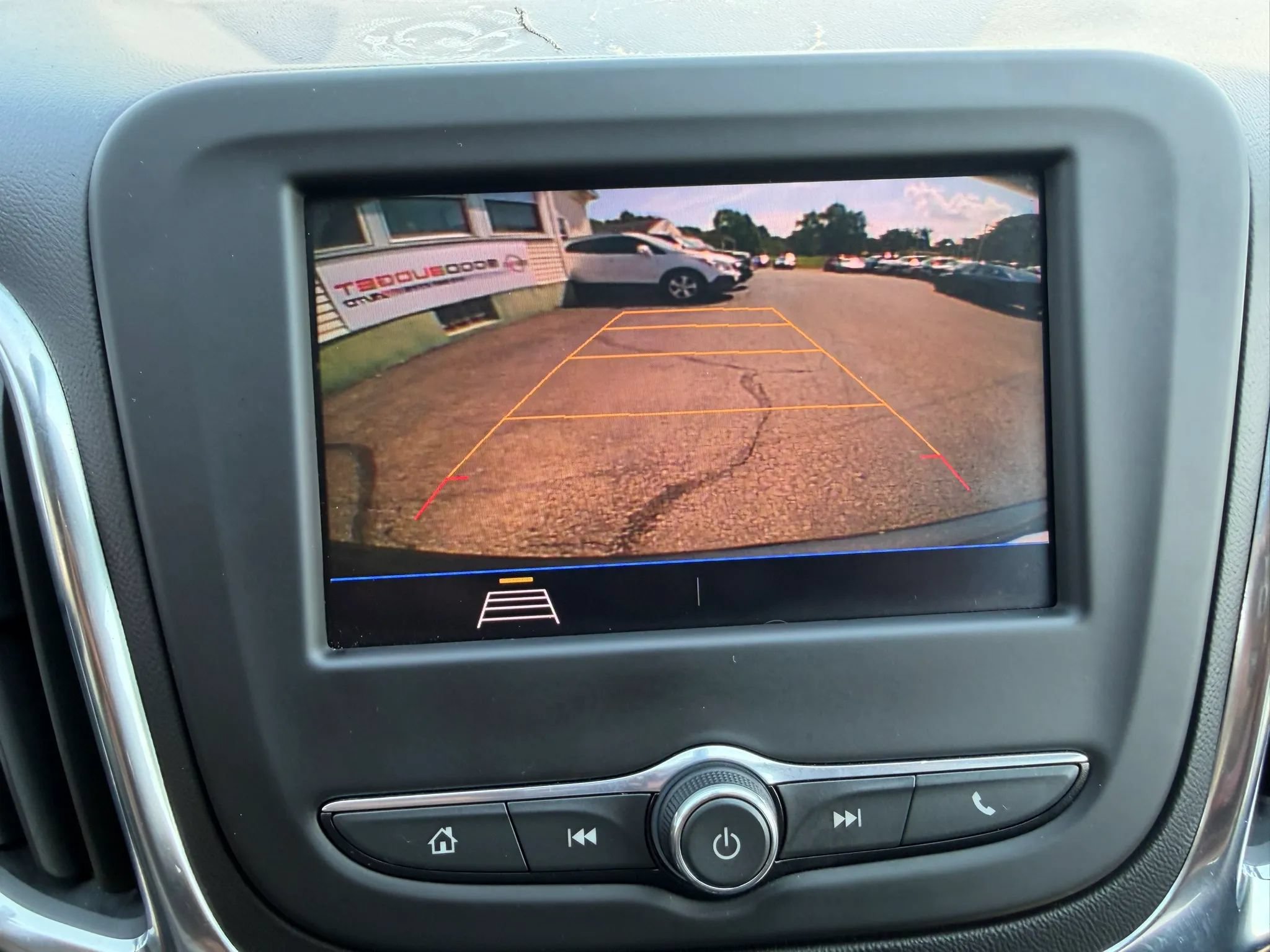 Used 2021 Chevrolet Equinox LT AWD/4WD image 50