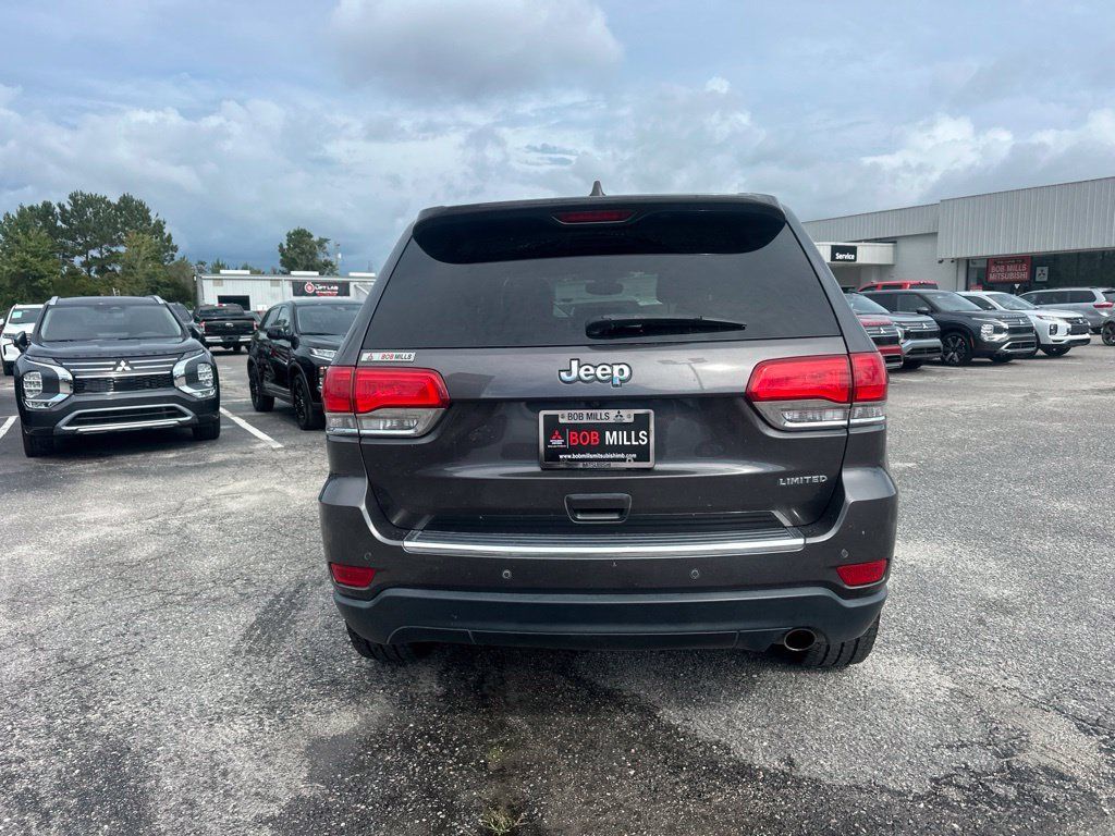 Used 2018 Jeep Grand Cherokee Limited RWD image 4