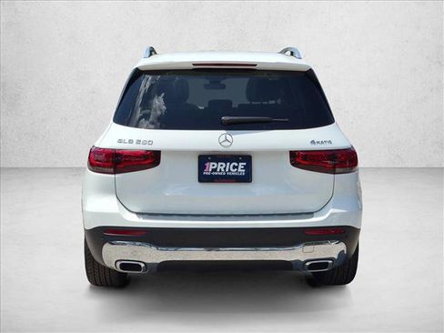Used 2022 Mercedes-Benz GLB 250 4MATIC image 7