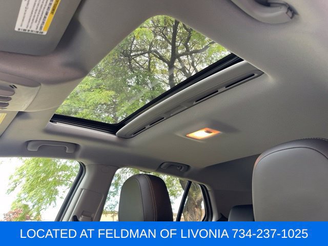 Certified 2020 Chevrolet Trax Premier w/ LPO, Cargo Package FWD image 18