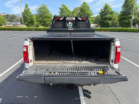 Used 2010 Ford F350 Lariat AWD/4WD image 9