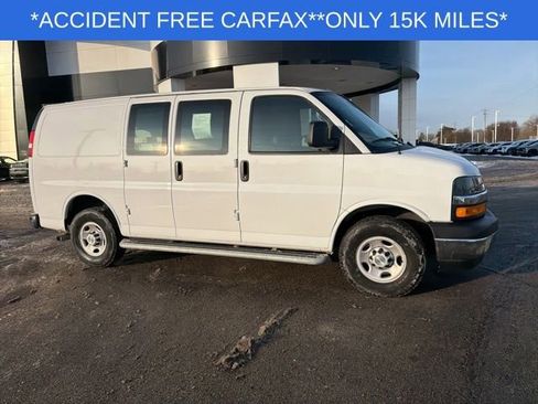 Used 2024 Chevrolet Express 2500 Work Van image 17