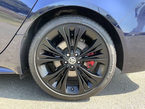 Used 2024 Jaguar XF R-Dynamic SE image 6