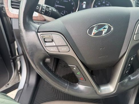 Used 2018 Hyundai Santa Fe Limited AWD/4WD image 16