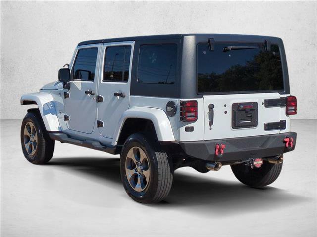 Used 2018 Jeep Wrangler Unlimited Sahara w/ Connectivity Group AWD/4WD image 8