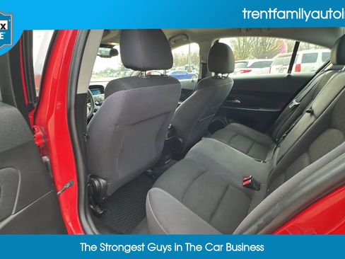 Used 2016 Chevrolet Cruze LT image 41