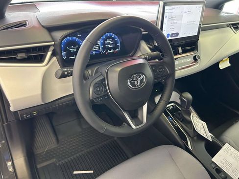 Used 2026 Toyota Corolla SE w/ SE Package FWD image 13