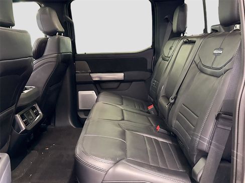 Used 2025 Ford F450 Platinum w/ FX4 Off-Road Package AWD/4WD image 5