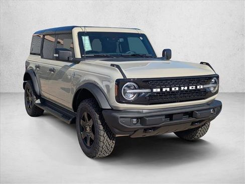 New 2025 Ford Bronco Outer Banks image 7