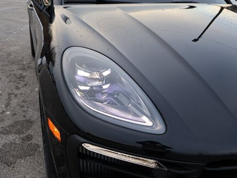 New 2026 Porsche Macan S image 14