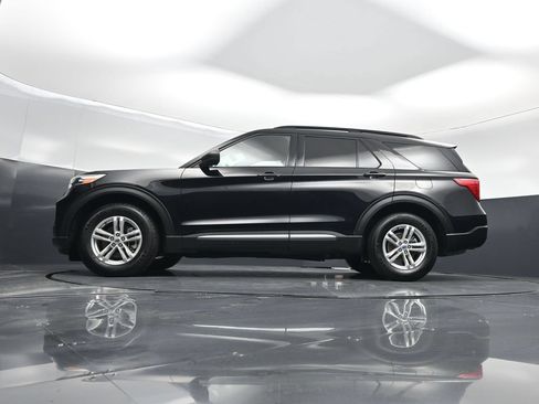 Used 2022 Ford Explorer XLT AWD/4WD image 48