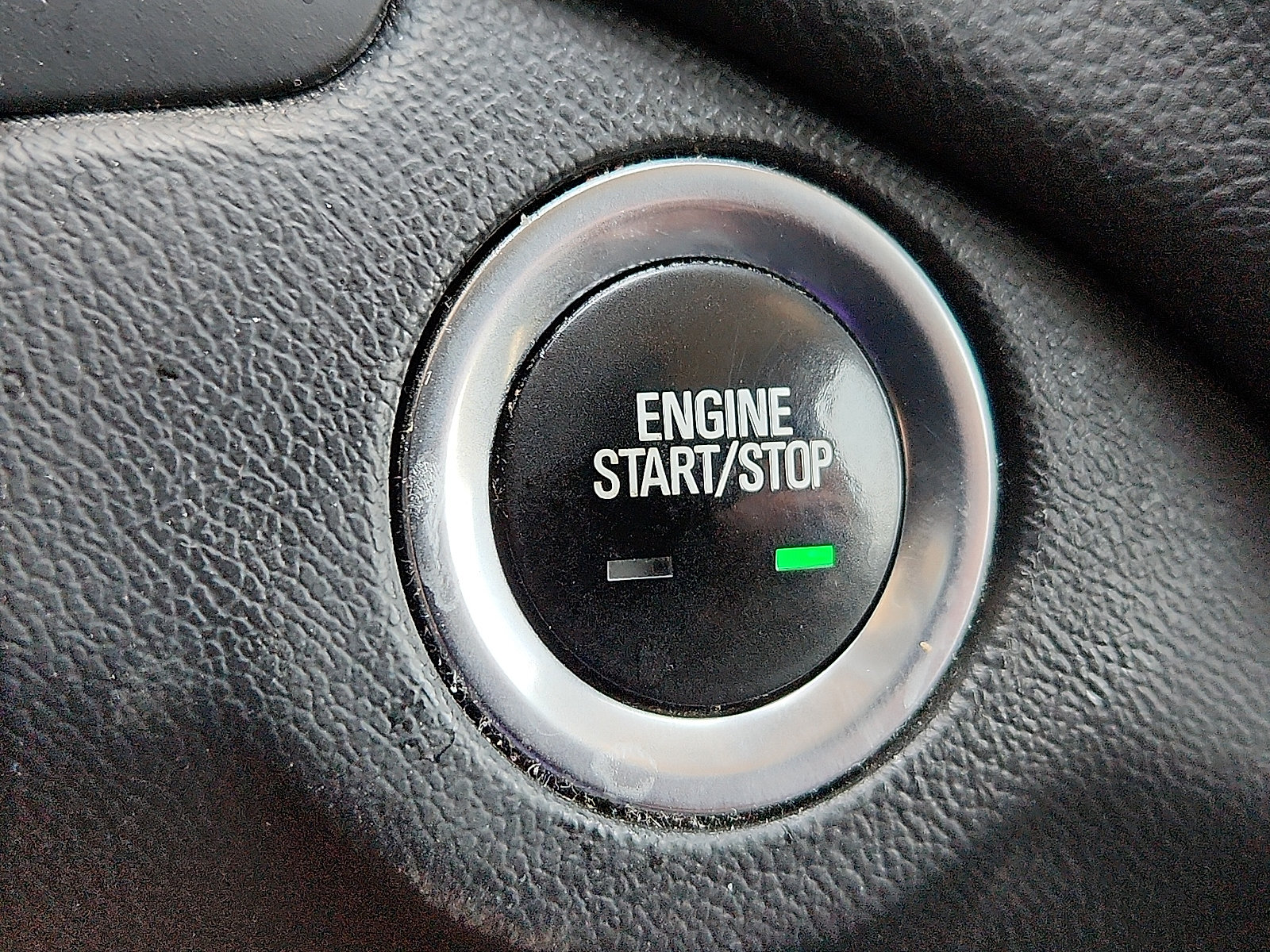 Used 2023 Chevrolet Equinox LT w/ Driver Convenience Package FWD image 18