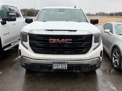 Used 2022 GMC Sierra 1500 Pro w/ Pro Value Package image 1