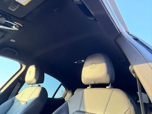 Used 2023 Alfa Romeo Stelvio Sprint image 13