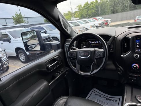 Used 2020 GMC Sierra 2500 AT4 w/ AT4 Premium Package AWD/4WD image 19