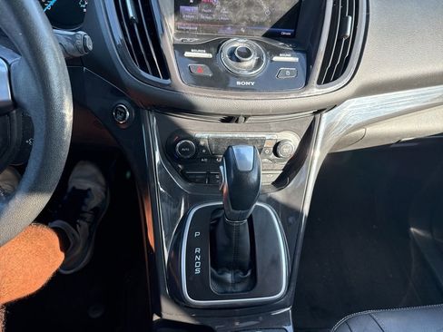 Used 2013 Ford Escape Titanium AWD/4WD image 24