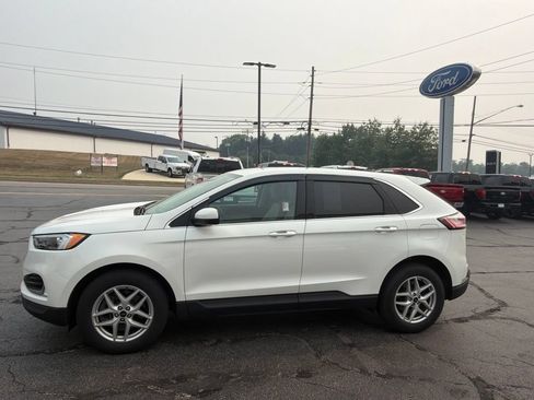 Used 2024 Ford Edge SEL w/ Convenience Package AWD/4WD image 5