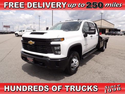 Used 2025 Chevrolet Silverado 3500 W/T w/ WT Convenience Package AWD/4WD image 1