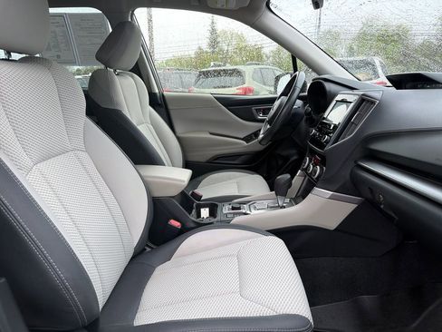 Used 2020 Subaru Forester Premium AWD/4WD image 34